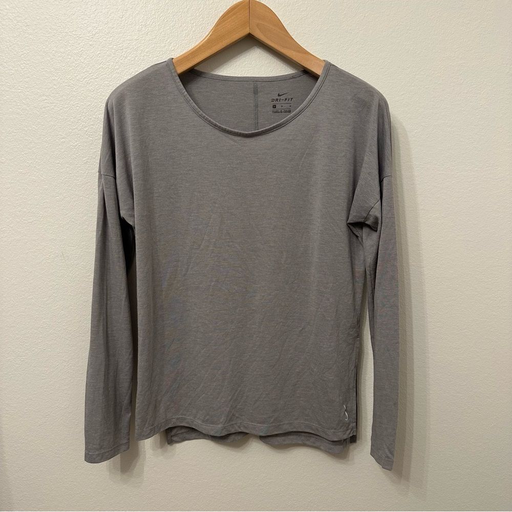Nike Dri-fit Long Sleeve Gray Top